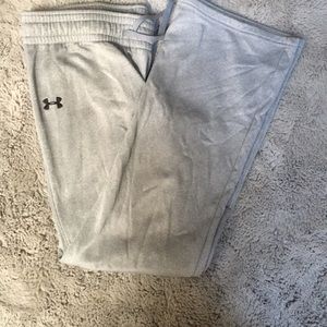 Womens Under Armor fleece pants size SM semi fitted